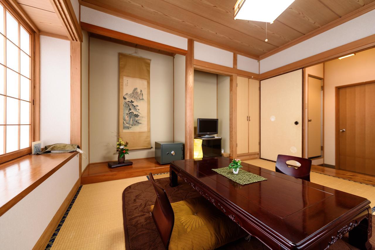 Yufuin Onsen Oyado Jinnouchi Exterior photo